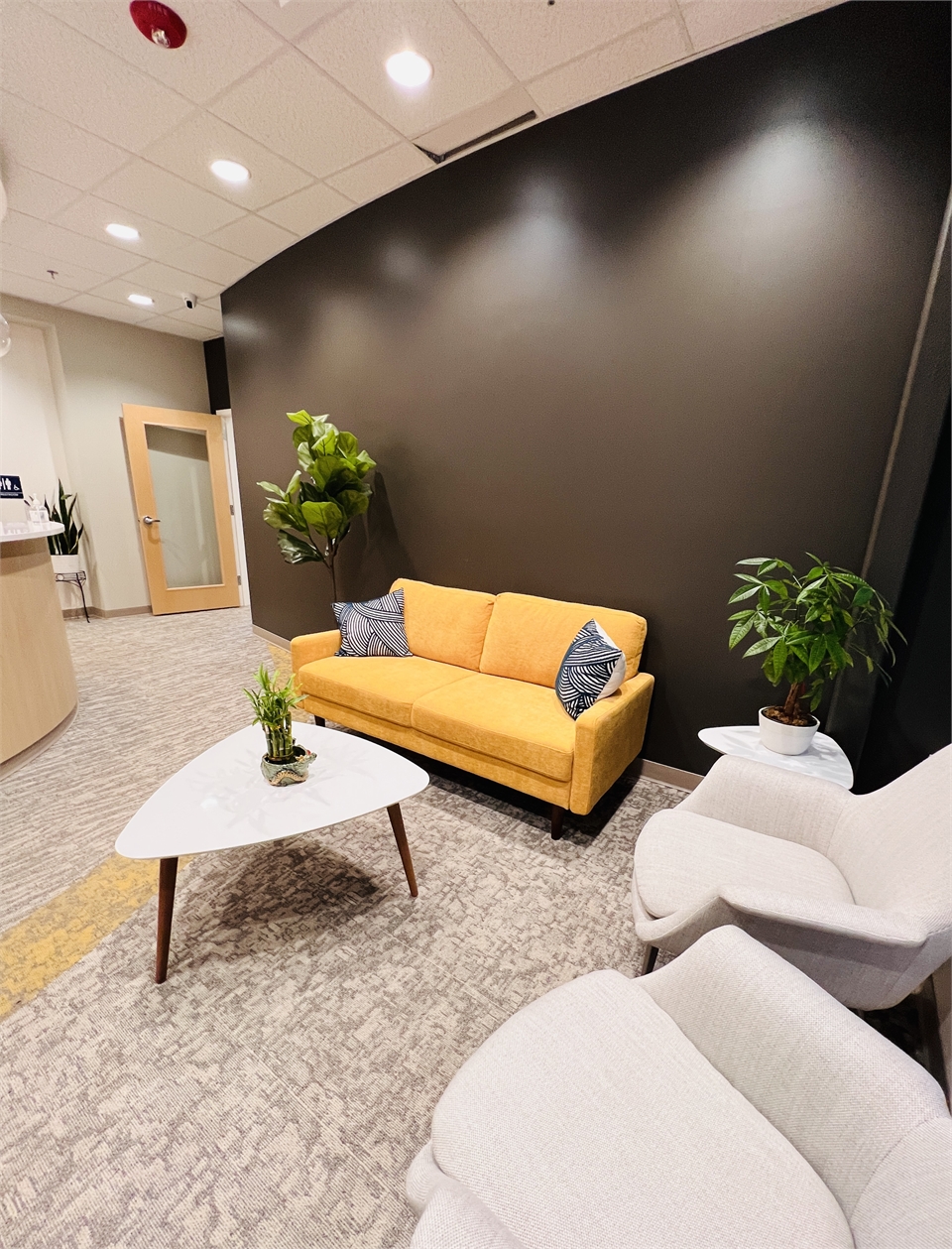 Waiting area at Seattle dentist Evergreen Smile Studio