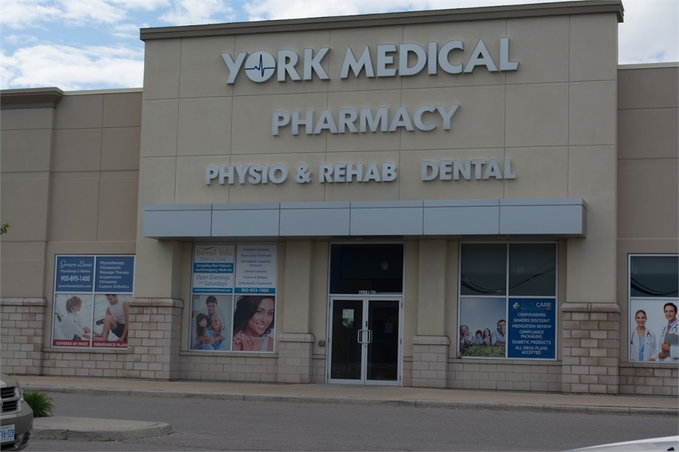 Dentist East Gwillimbury ON - Harvest Hills Dental Care - Dr. Jameela Jifri