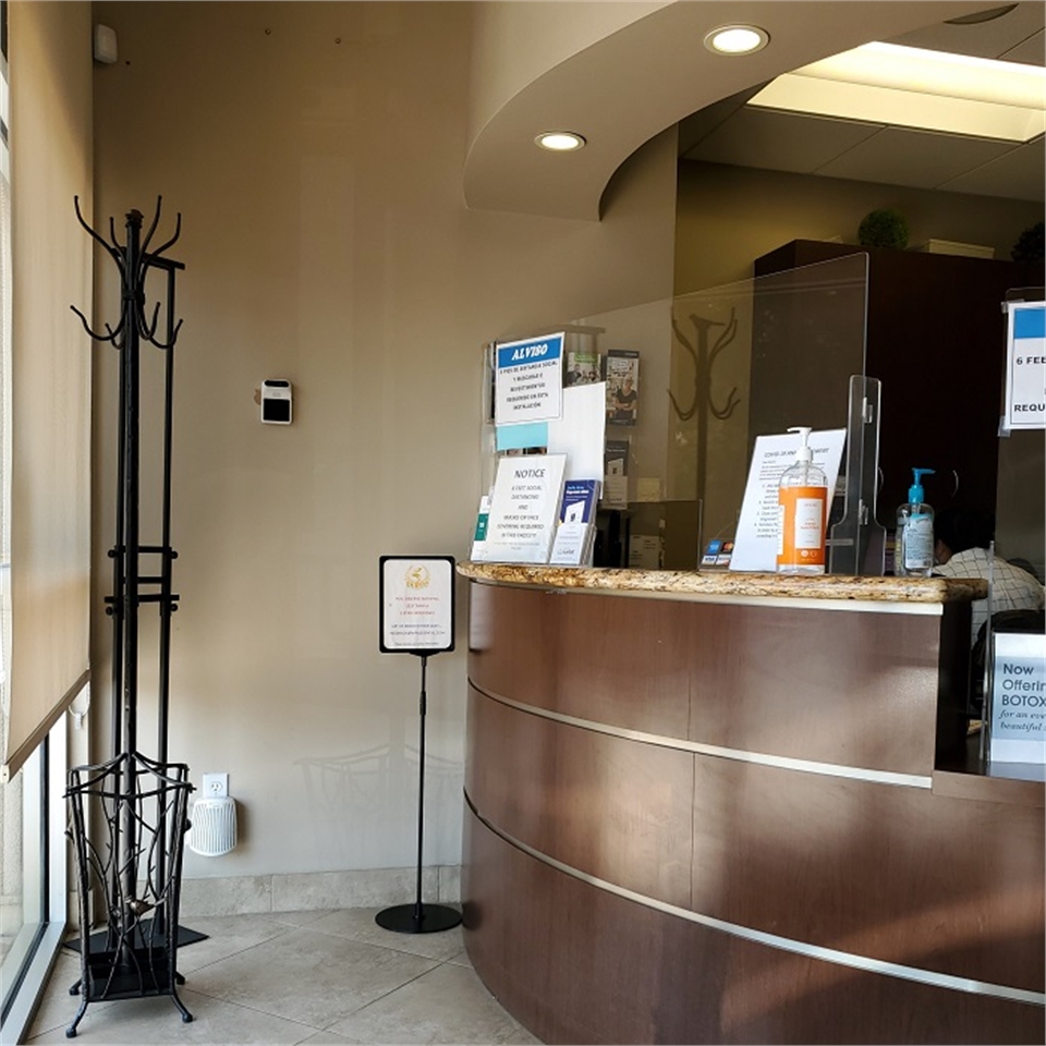 Front desk at AZ Dental - San Jose