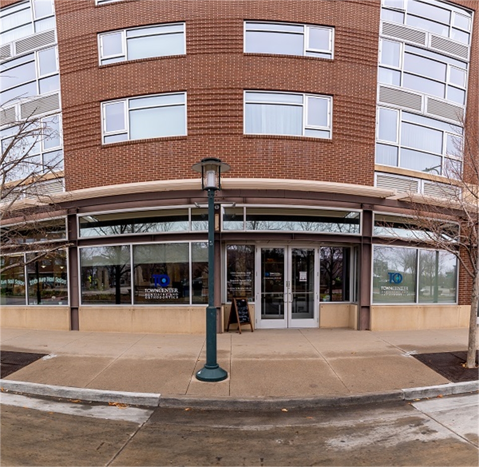 Storefront Denver dentist Towncenter Dentistry and Orthodontics