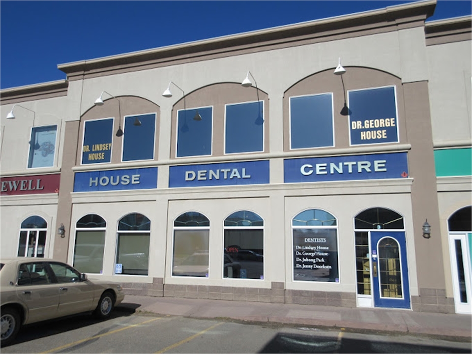 House Dental Centre Building