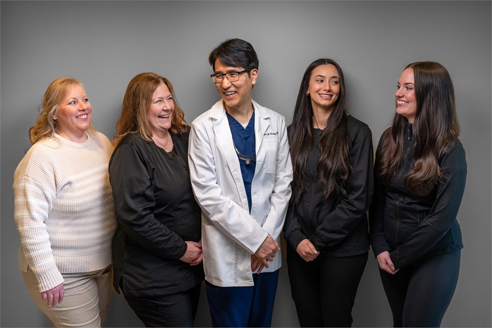 Everett dentist Dr. Yun Kang at the team at 19th Avenue Dental