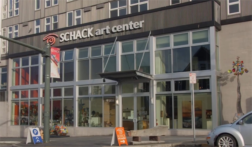 Schack Art Center at 9 minutes drive to the north of 19th Avenue Dental