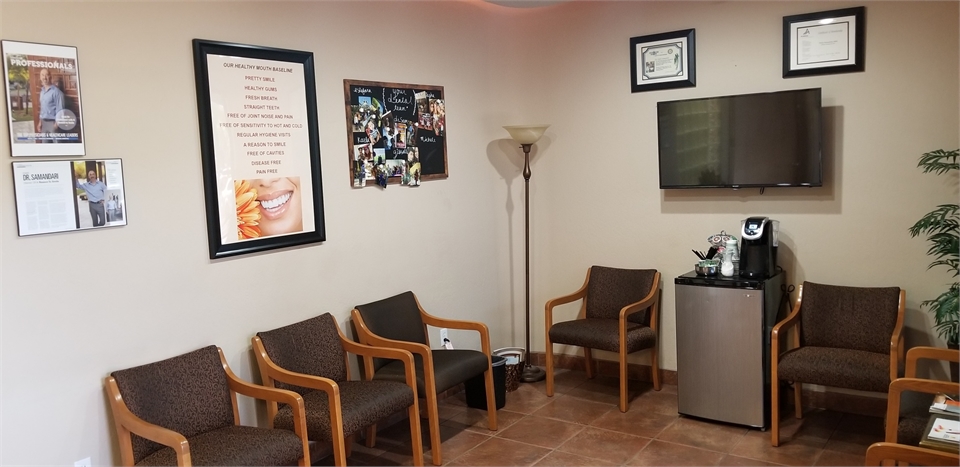 Waiting area at Scottsdale dentist A Reason to Smile
