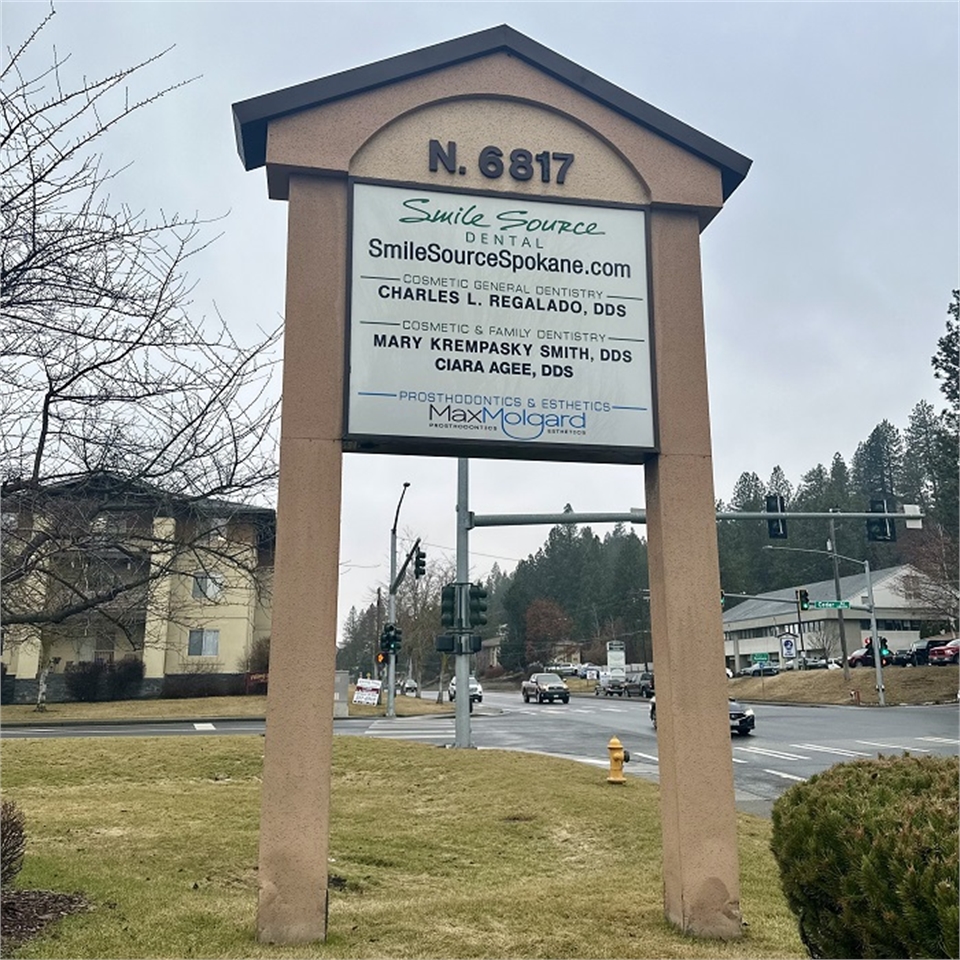 Signboard for Smile Source Spokane - North Side on N Cedar Road