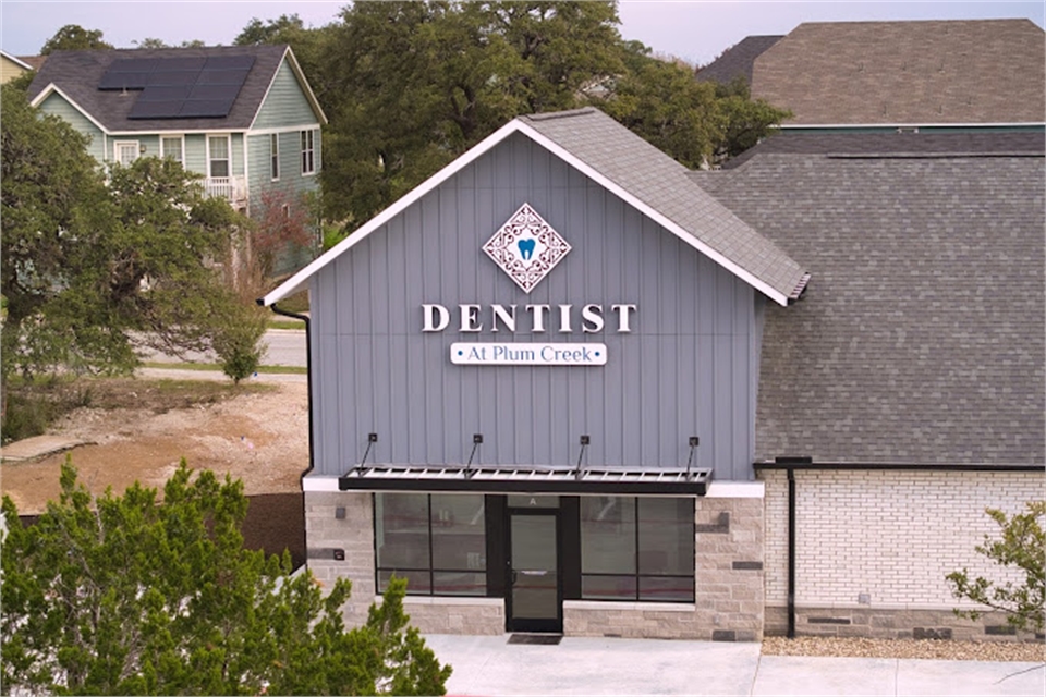 Dental Office of Dentist At Plum Creek Kyle