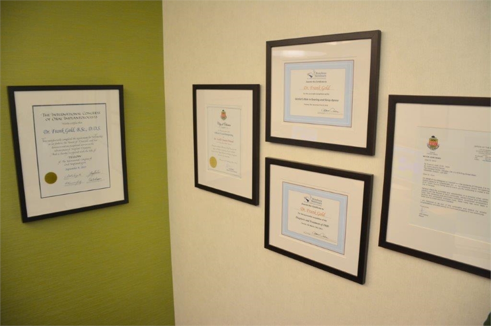 Accolades at office of Oshawa dentist Dr. Gold's Source Dental