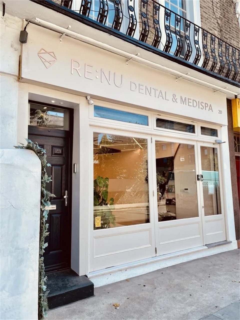 Dental clinic Notting Hill