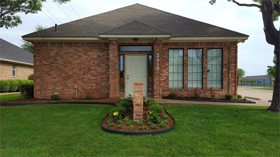 Exterior view of Fort Worth dentist  Sycamore Smiles Pediatric Dentistry