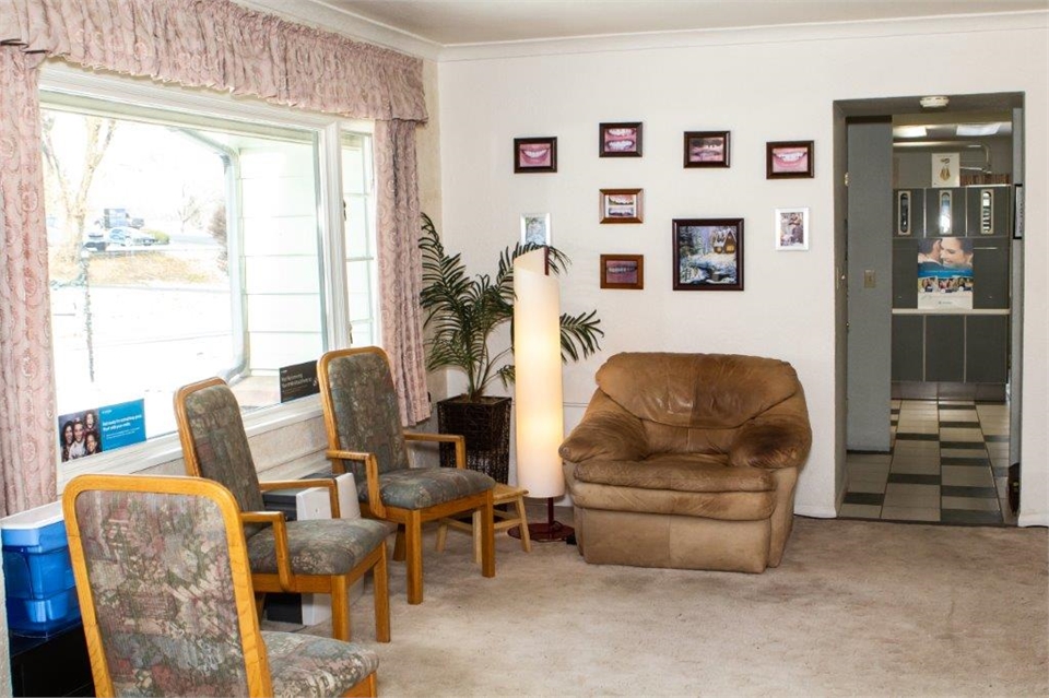 Comfy waiting area with great outside view at John Day Smiles 