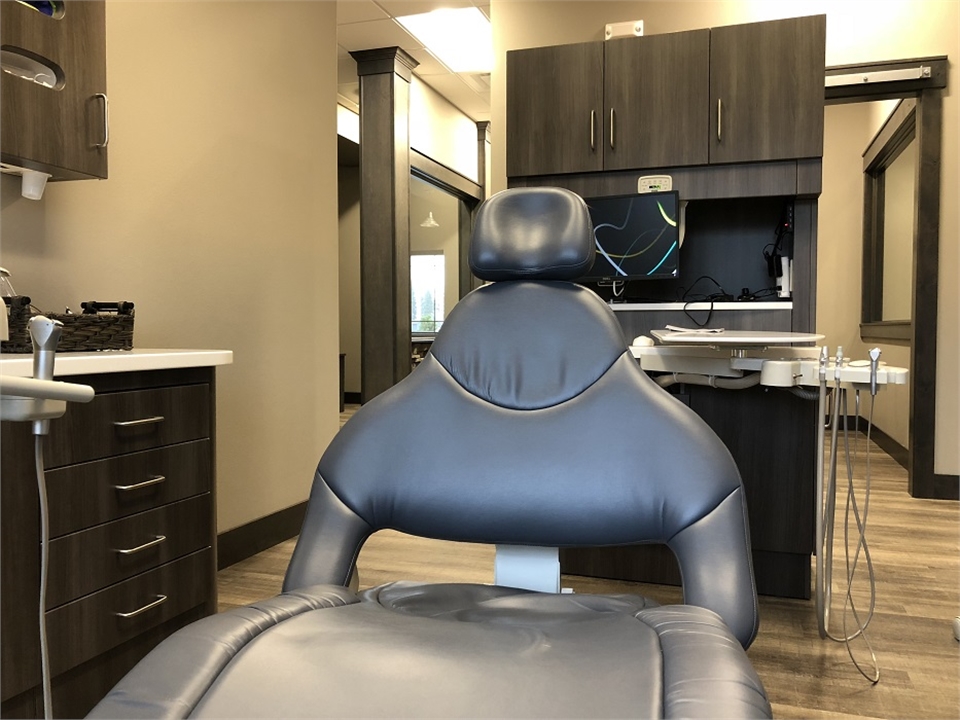 Dental chair at dental veneer specialist Best Impression Dental Dr. Alicia G. Burton DDS