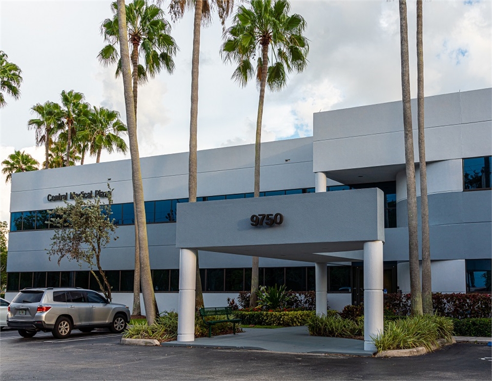 Exterior view Wisdom Dental Coral Springs FL