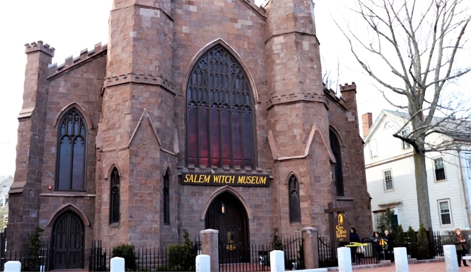Salem Witch Museum at 6 minutes drive to the northeast of Salem dentist Essex Street Dental Medicine