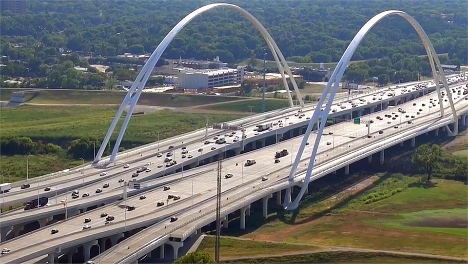 Margaret McDermott Bridge at 12 minutes drive to the south of Dallas dentist Fitz Dental