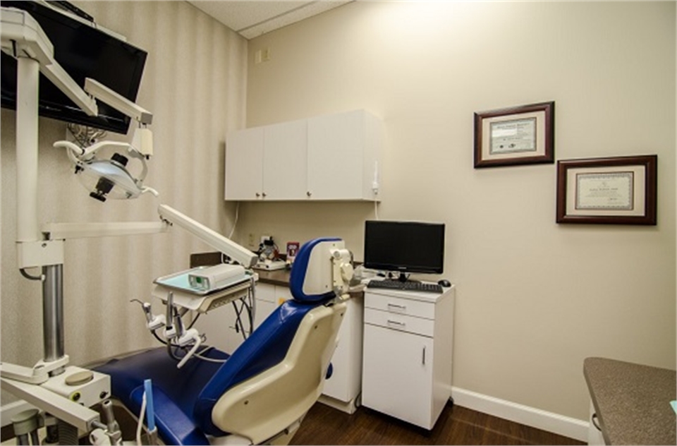 Dental Chair at Emergency Dentist  Palm Beach Gardens  FL Andrew Rudnick DMD