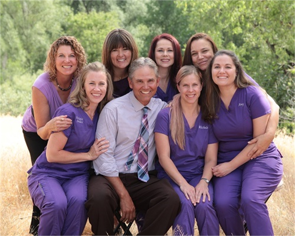 Longmont CO dentist Artistic Smiles Team