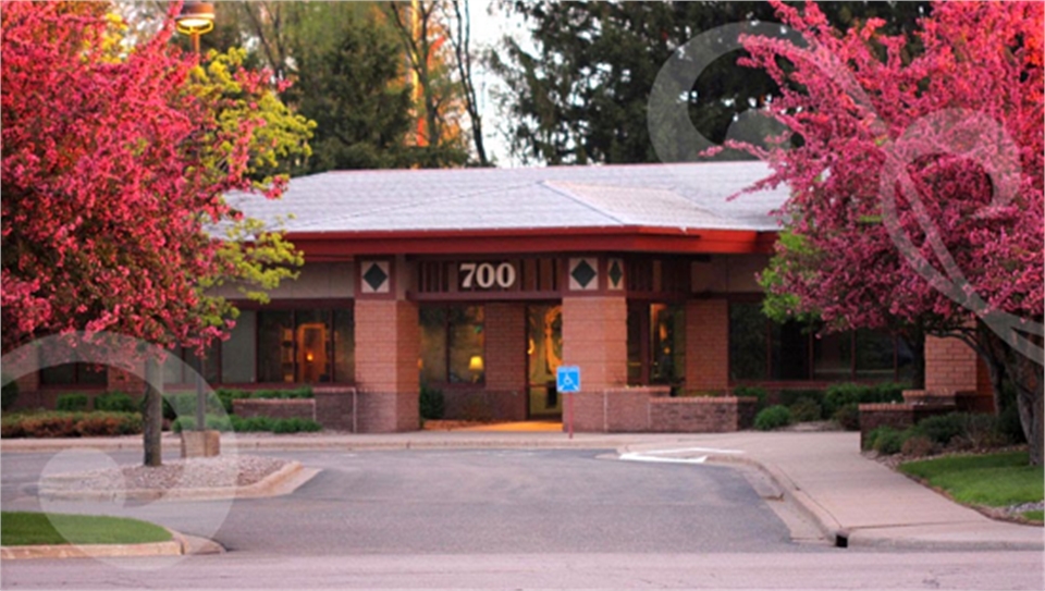 Office exterior of North Oaks dentist The Gorman Center for Fine Dentistry