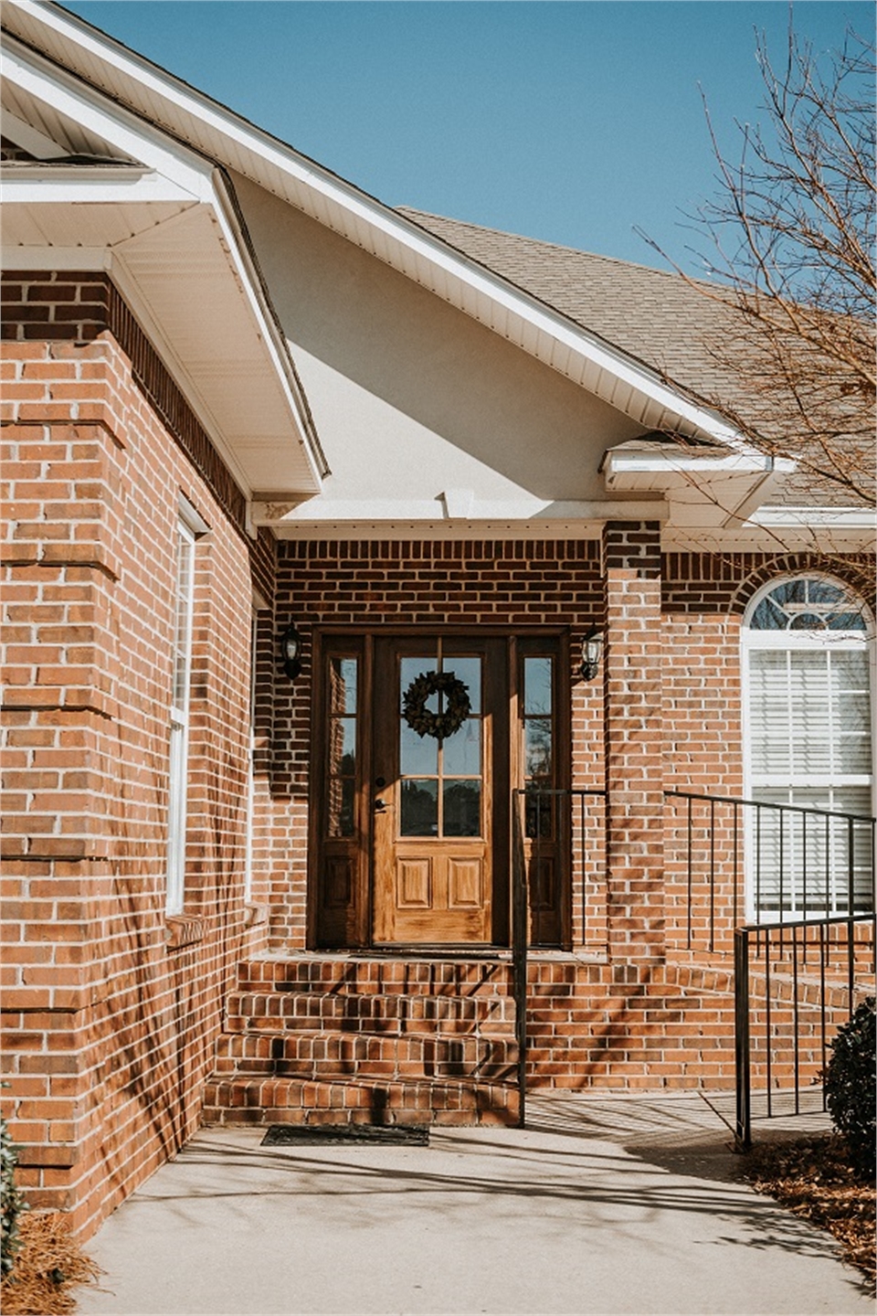 Dental office entrance of Magnolia Family Dentistry | Dentagama