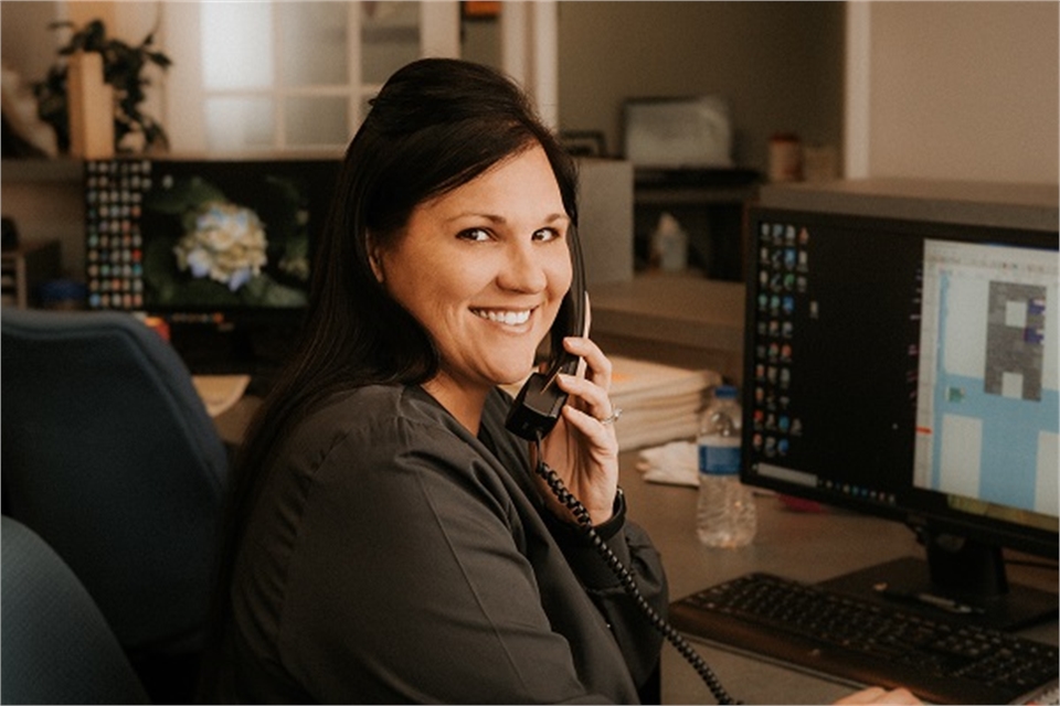 Receptionist of Magnolia Family Dentistry at Lucedale MS