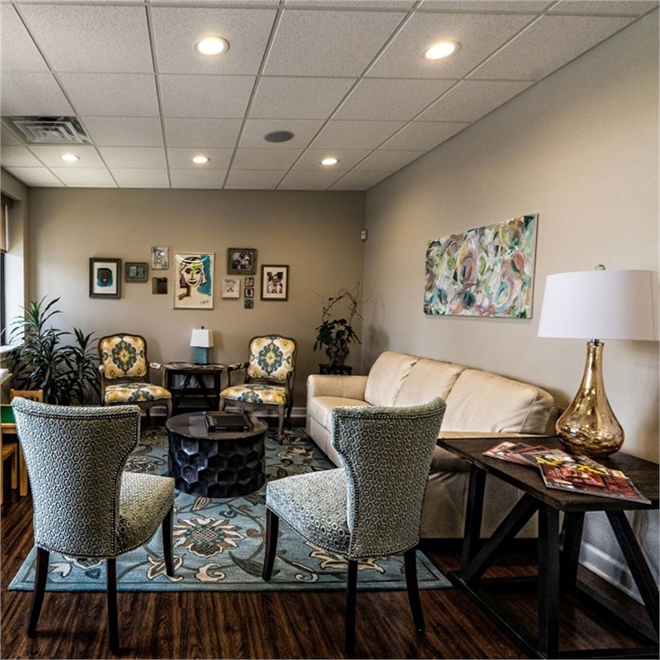 Waiting area at Greenville dentist Greenville Family Smiles Dentagama