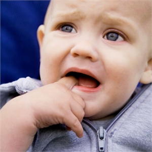 Teething fever in infants
