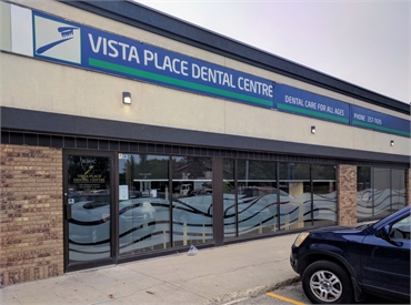 Vista Place Dental Centre entrance
