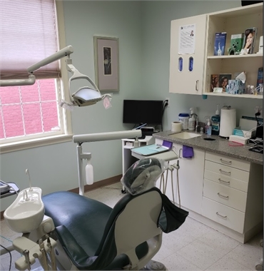 Dental chair at Newington dentist Cedar Mountain Dental