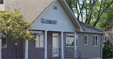Exterior view of Glenmont Dental