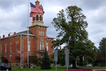 Geauga County Courthouse just 1 mile to the north of Chardon Dental Arts