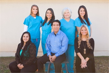 Cosmetic dentist Dr. Pary and his staff at Smile Dental Center in Shreveport LA