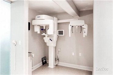 Digital dental x-ray machine at Advanced Dental Arts
