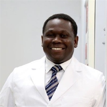 Dr. Wisdom Akpaka at Smile Design Dental of Fort Lauderdale