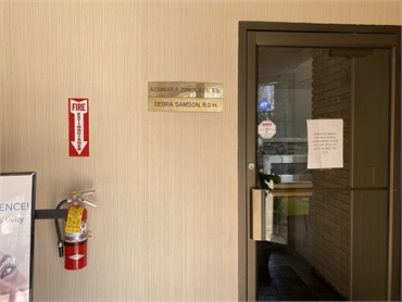 Entrance door at Enfield dentist Zubkov Dental