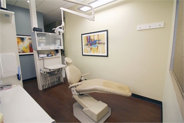Dental chair at Okotoks dental implants centre located just 1.6 kms to the south west of Town of Oko