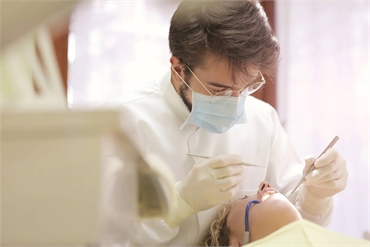 Here's What You Need To Know About Emergency Dental Care