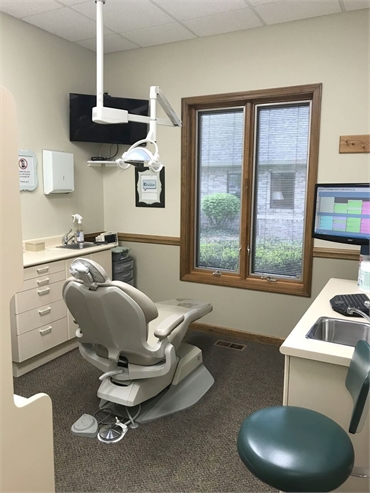 state of the art equipment at the office of invisalign specialist steven ellinwood dds fort wayne in