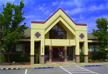 Exterior view of Akron dental clinic Chapel Hill Dental Care