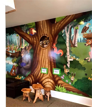 Mural paintings at Acorn Dentistry for Kids make kids feel comfortable