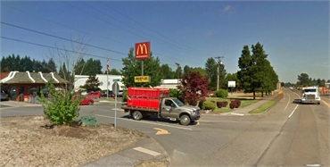 McDonalds on 1049 N 1st St Silverton OR near Acorn Dentistry for Kids
