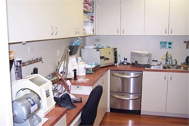 Inhouse lab at dentist Wellington FL  Steven M. Miller DDS