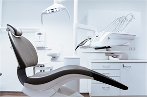 6 Important factors to consider when choosing a dentist