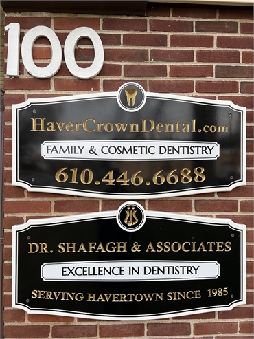 Exterior signage at HaverCrown Dental