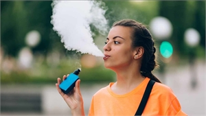 Can vaping stain your teeth?