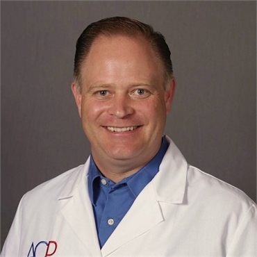 Profile photo of dental implant specialist Dr. Max Molgard Spokane WA