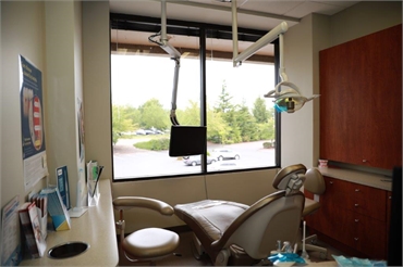 Dental chair with a great outdoor view at Renton dentist Renton Smile Dentistry