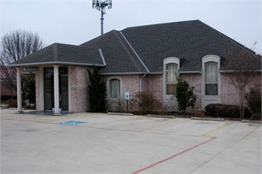 Building exterior Mira Vista Dental Associates Fort Worth TX