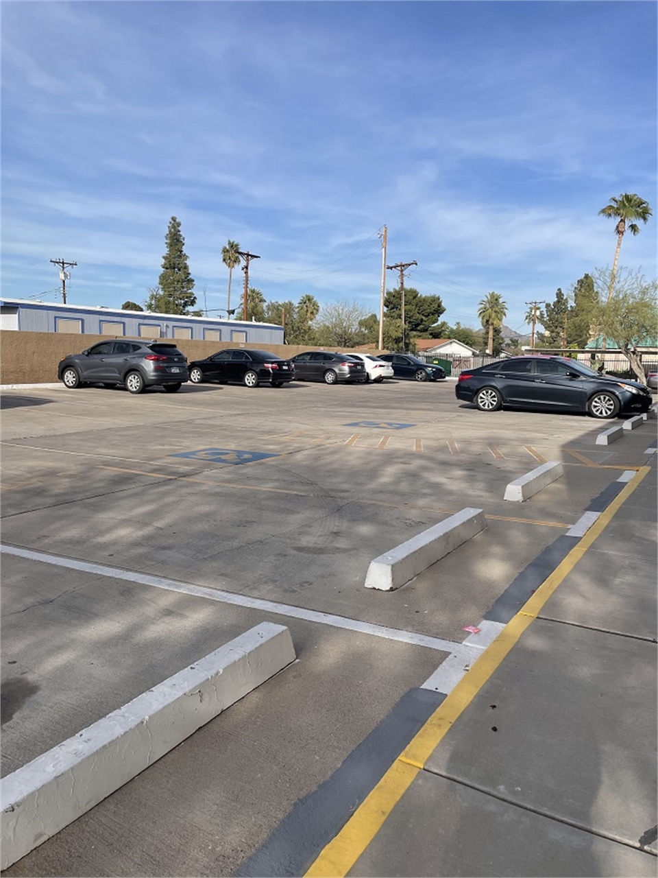 Big parking area at Desert Sage Family Dental Phoenix AZ