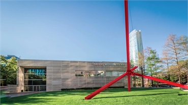 Dallas Museum Art at 11 minutes drive to the northeast of Dallas dentist Dulce Dental