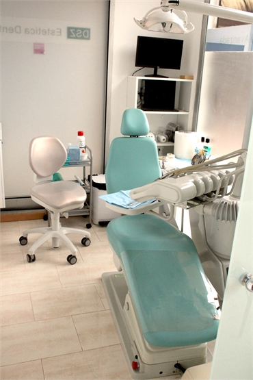 Sillon del box de la clinica dental novita dental Studio 