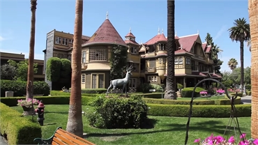 Winchester Mystery House at 19 minutes drive to the west of the best San Jose dental veneers Santa T